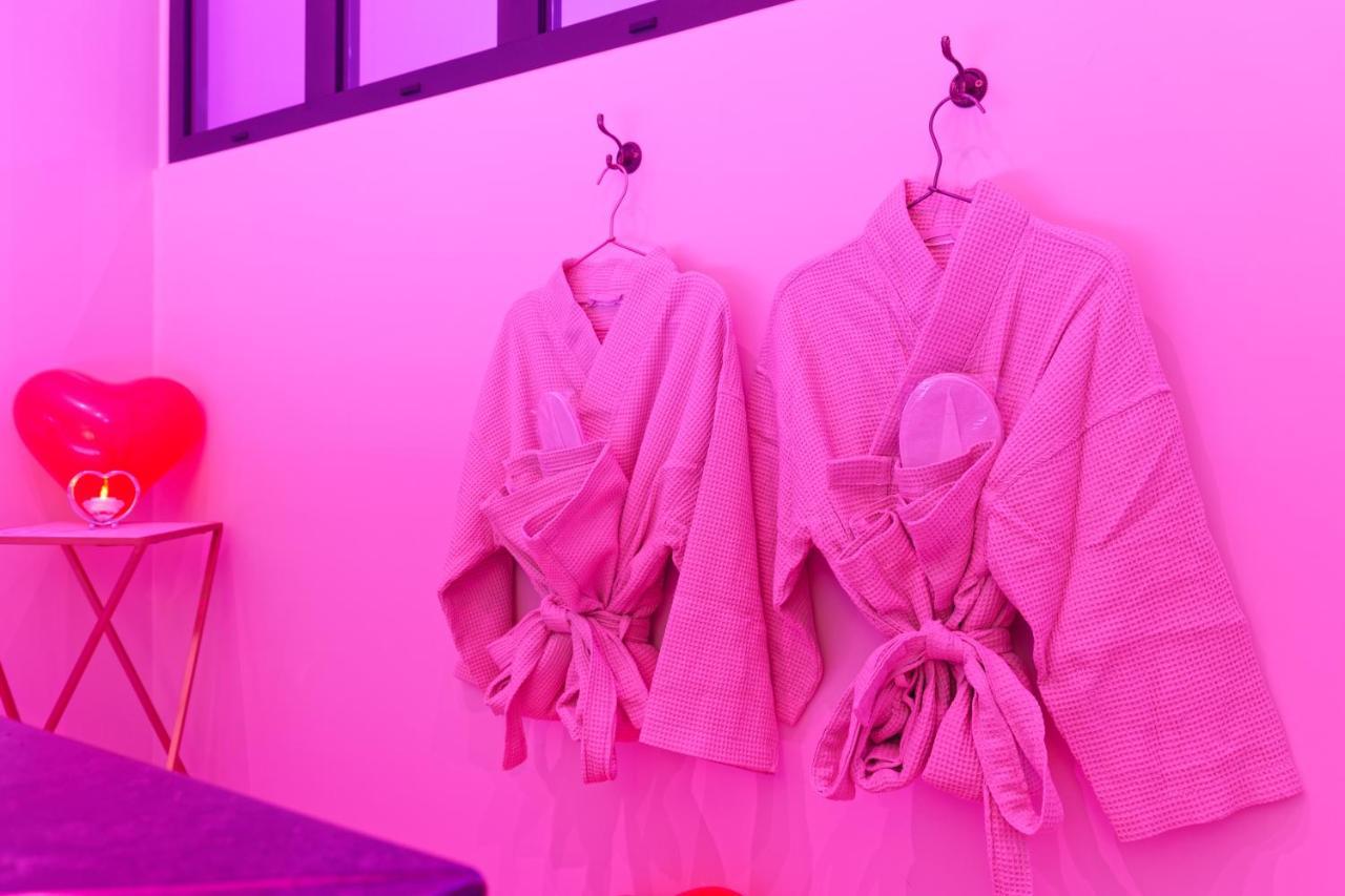Romance Spa Nuit D'Amour Le Havre Esterno foto
